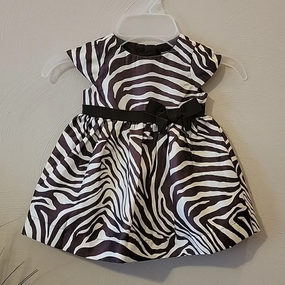 GAP 2-PIECE BROWN AND IVORY ZEBRA PRINT DRESS AND PANTIES, SIZE 3-6 MONTHS - NEW